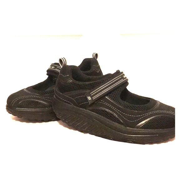 skechers shape ups size 7